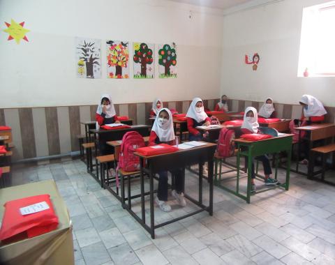 حضور دانش آموزان در سومین روز سال تحصیلی